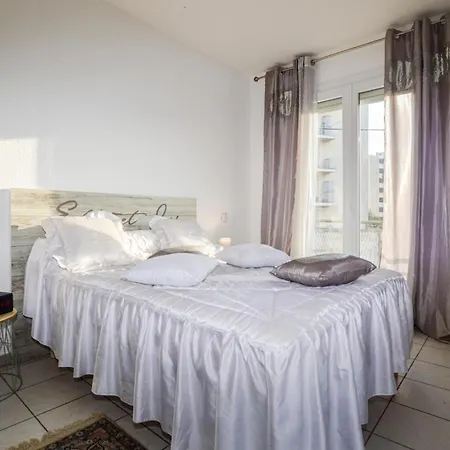 公寓 Amazing In Ajaccio With Kitchen *